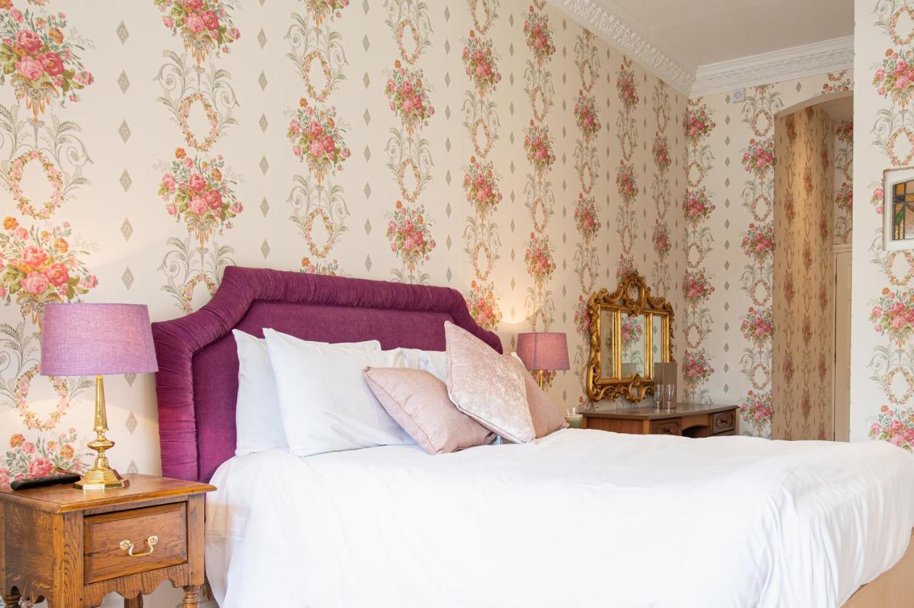 Miskin Manor Hotel Hensol Εξωτερικό φωτογραφία