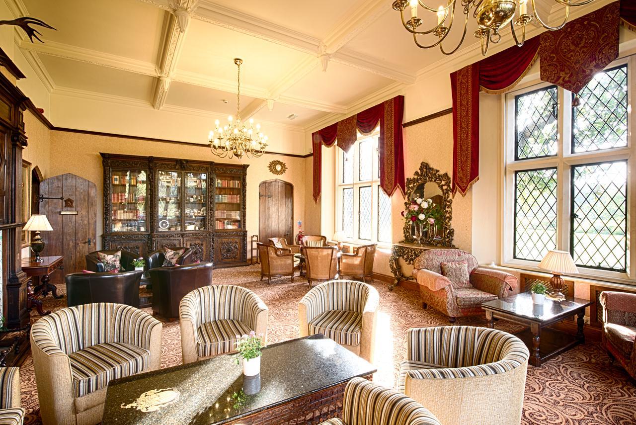 Miskin Manor Hotel Hensol Εξωτερικό φωτογραφία