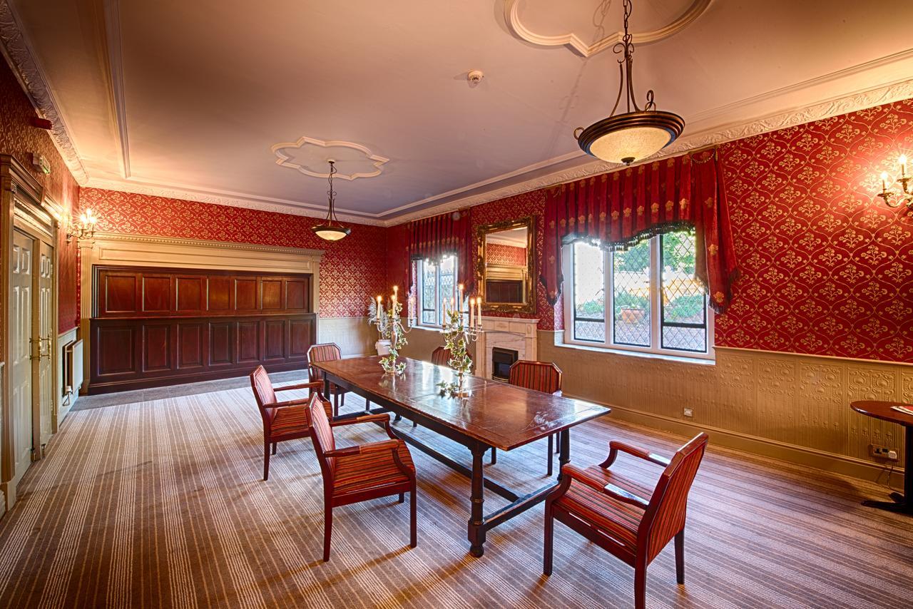 Miskin Manor Hotel Hensol Εξωτερικό φωτογραφία