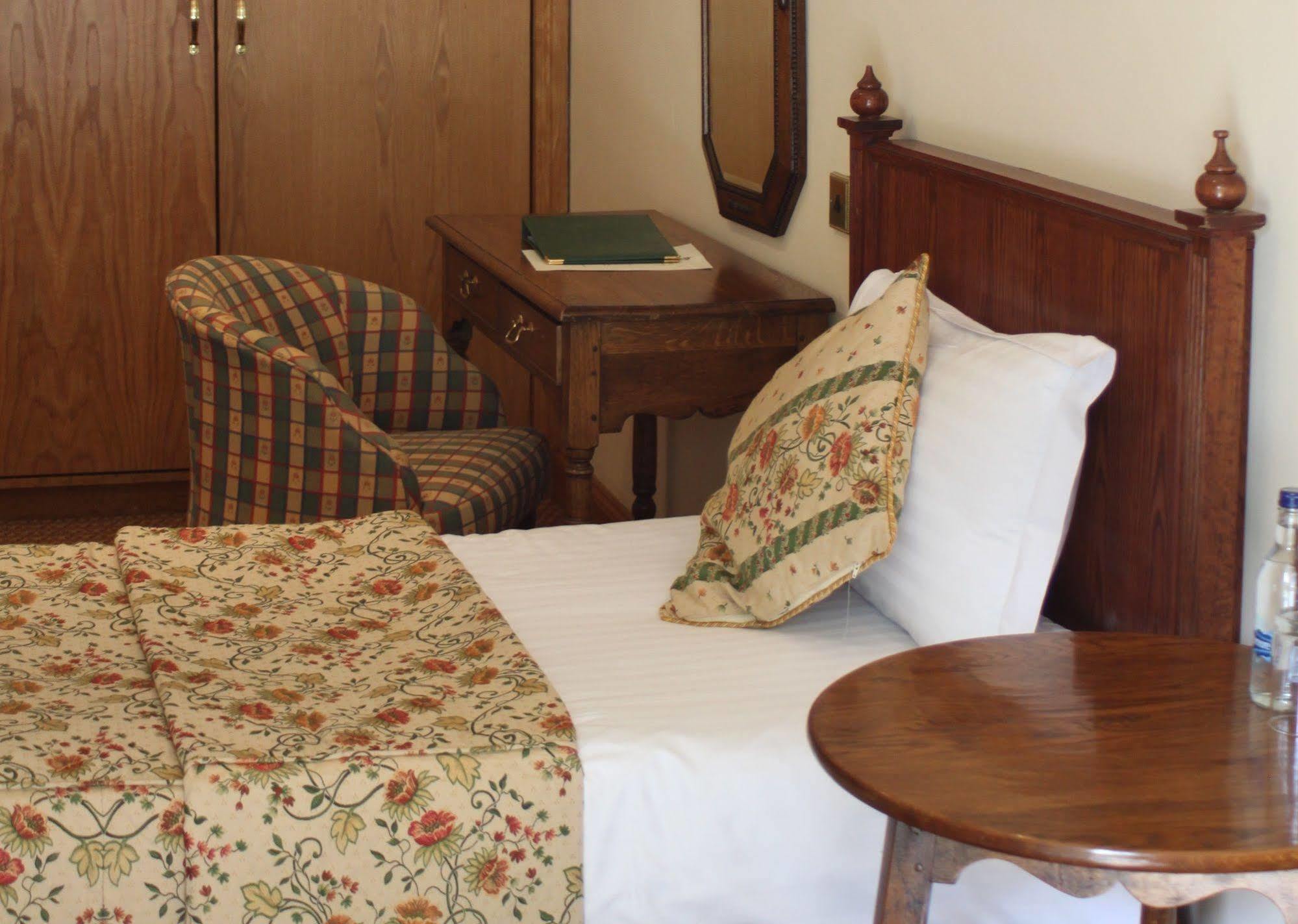 Miskin Manor Hotel Hensol Εξωτερικό φωτογραφία