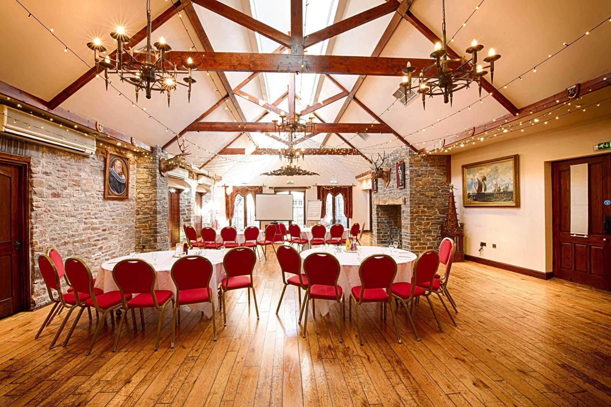 Miskin Manor Hotel Hensol Εξωτερικό φωτογραφία