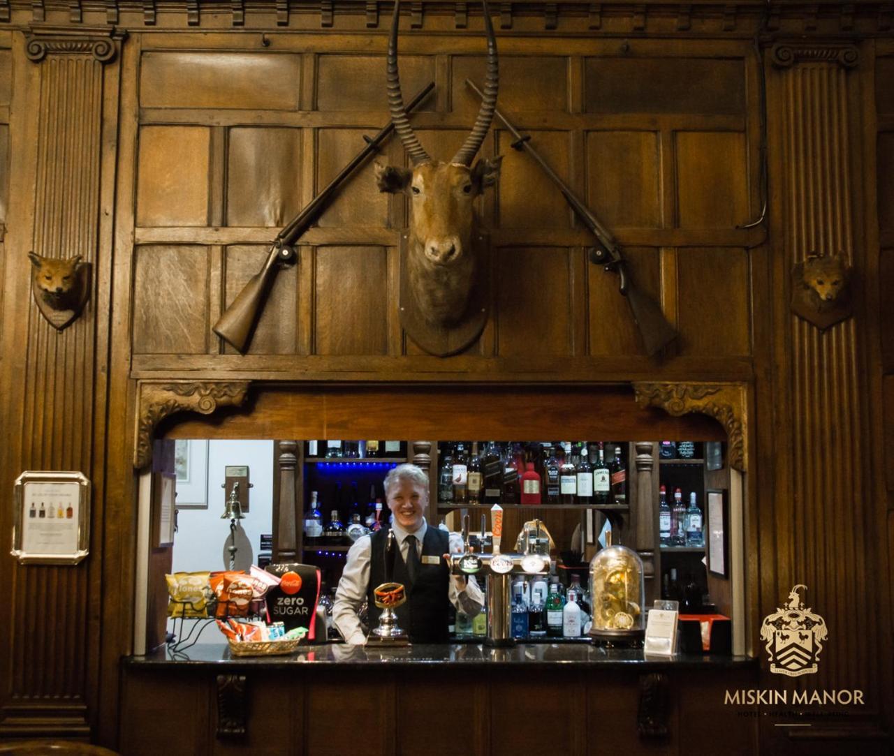 Miskin Manor Hotel Hensol Εξωτερικό φωτογραφία