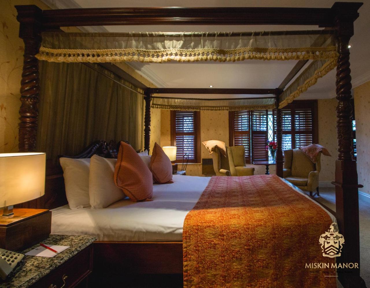 Miskin Manor Hotel Hensol Εξωτερικό φωτογραφία